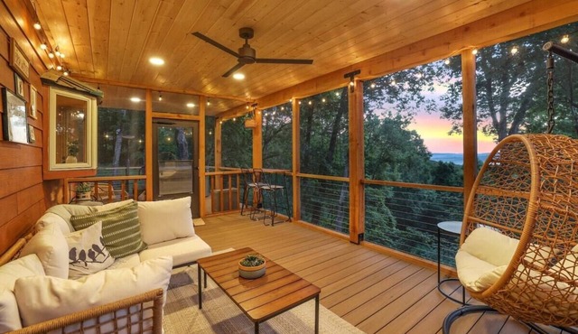 Redwoods Rising - Sweeping Views - Hot Tub