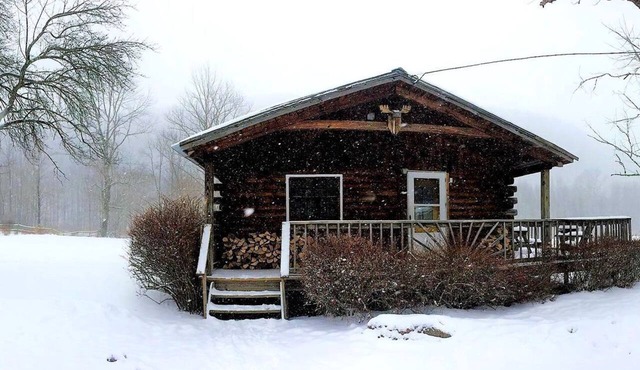 Rustic Cabin Rental for Groups near Woodstock, Upstate New York