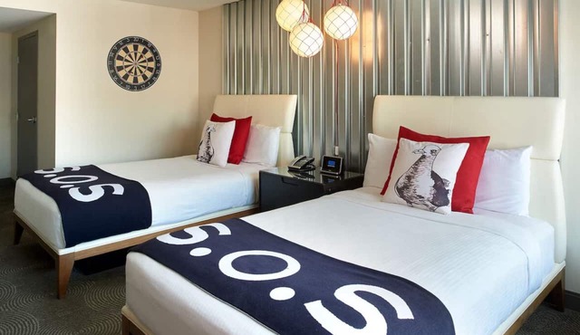San Francisco Bay Charm - Three Vibrant Stays with S'mores & Views