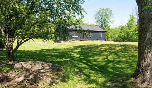 Serene Mid-Mod Ranch on 2 Acres in Gardiner