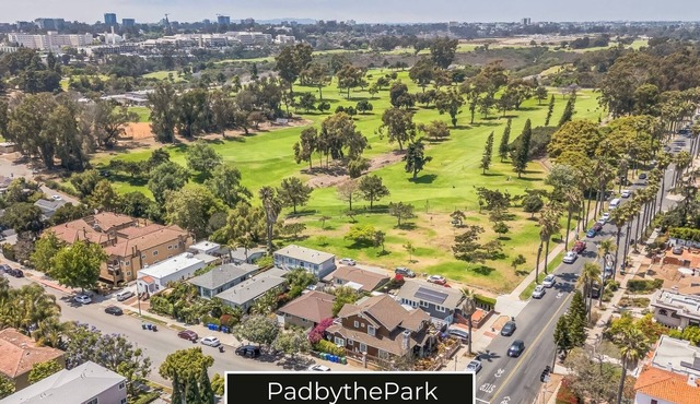 Side-by-Side Homes - Near Zoo & Gaslamp