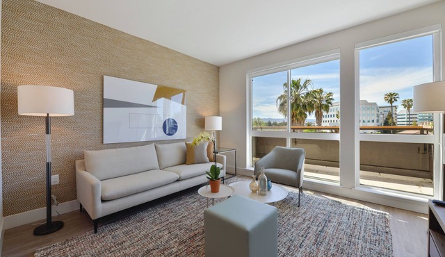Silicon Valley One Bedroom with Luxury Amenities
