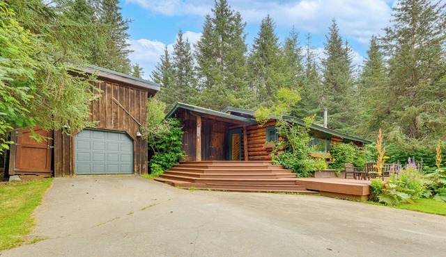 Ski, Hike & Snowshoe: Homer Getaway w/Fire Pit