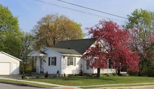 Songbird Cottage | 3BR Near Gettysburg