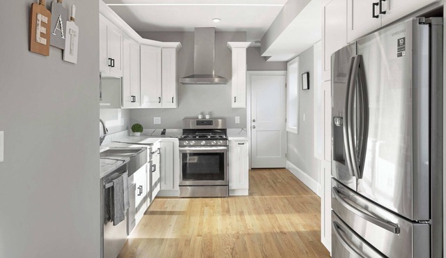 Spacious 4BR 2BTH Apt near NU in Brookline
