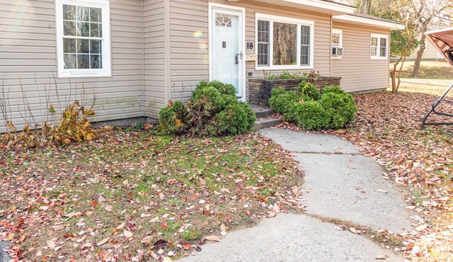 Spacious & Cozy Ranch style home -- 6 min from Albany Airport!