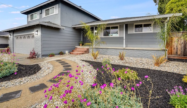 Stunning interior design, Extensively Remodeled