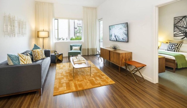 Stylish 1BR Haven at Verve with Pool