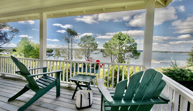 Sunset A | Oceanfront King + Gas Fireplace