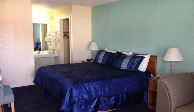 Super 7 Inn Siloam Springs
