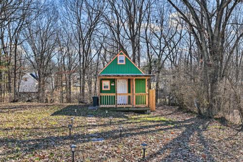 Tennessee Tiny Home about 24 Mi to Nashville in Greenbrier