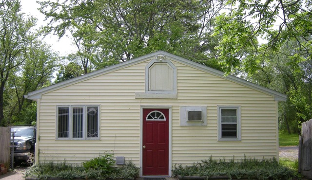 The Cottage @ 51 Center REAR