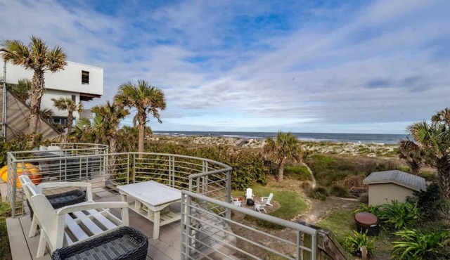The Dune House - Team Joseph Ellen