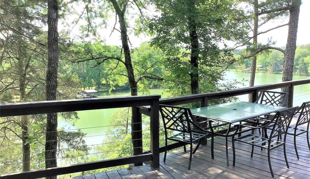 The Maple at Hamilton Cove ~ Pet-Friendly ~ Cabin 10