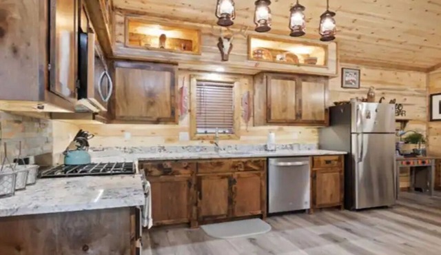 Tranquility - Secluded Cabin w/Grill & Firepit in Ringold