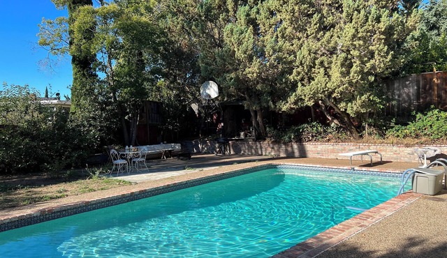 Tremendous Pool 3-bedroom house in Castro Valley
