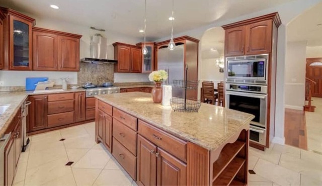 Truly Luxury Chef Kitchen Piano Tesla&Cisco&More