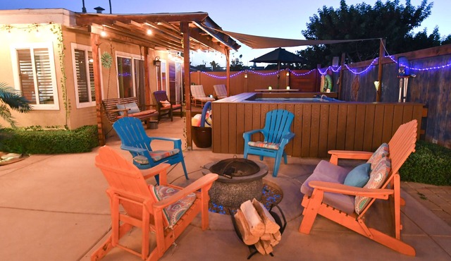 Vibrant, entertaining, & cozy spacious home with artistic flare!