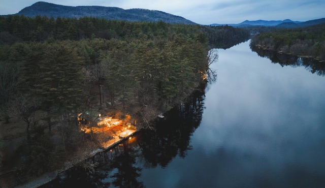 Waterfront Birch Cabin near Saratoga, Lake George