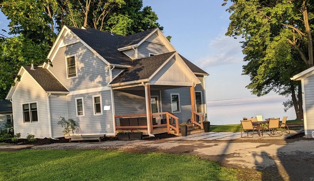 Waterfront House on Seneca Lake