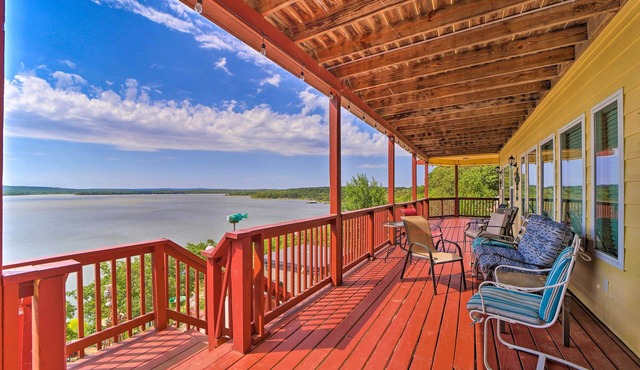 Waterfront Lake Eufaula Home: Multi-Level Balcony