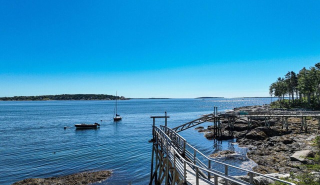 Waterfront Retreat on Southport Island - Pet-Friendly, Sleeps 6