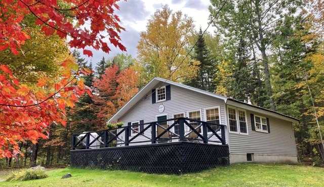 Welcoming 3-bedroom house in Rangeley perfect for affordable, family getaway
