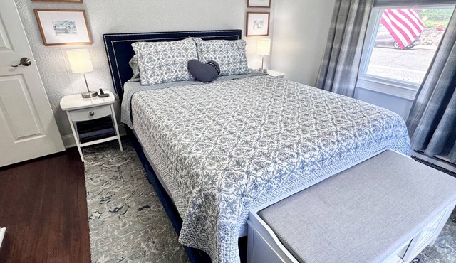 West Point Themed 3 Queen Bedroom 2 Bath at Thayer Gate
