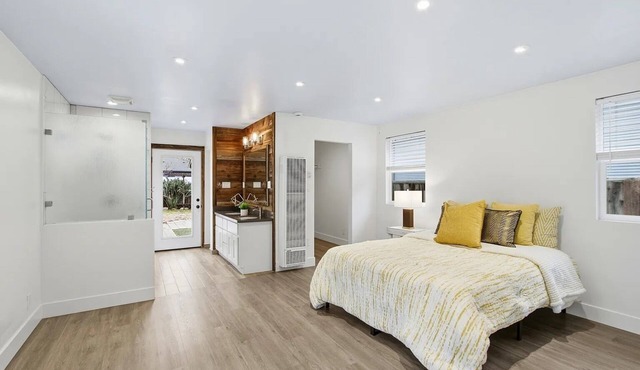 Willow Glen Private Master Studio Retreat + WFH!