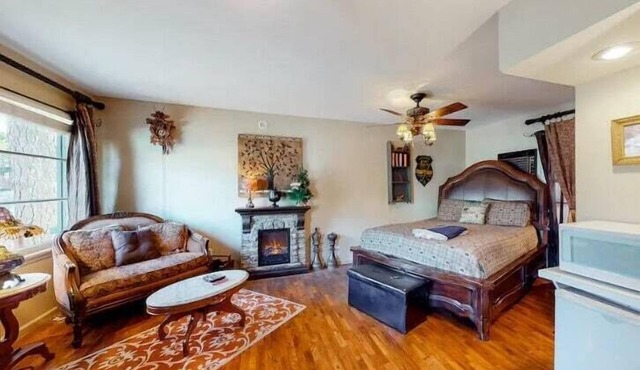 Wolf's Den at Tradewinds