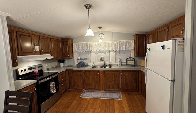 Wonderful mobile home in Schuyler Falls. Close to Lake Placid and Whiteface Mtn