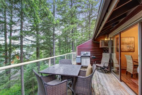 Bay Point Hillside 16B in Whitefish