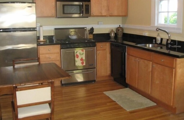 Stylish corner 1BR apartment on Nob Hill, great location