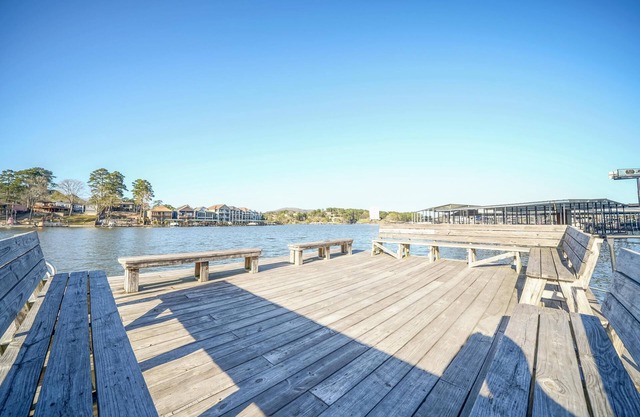 The Hamilton Lakefront Studio 11