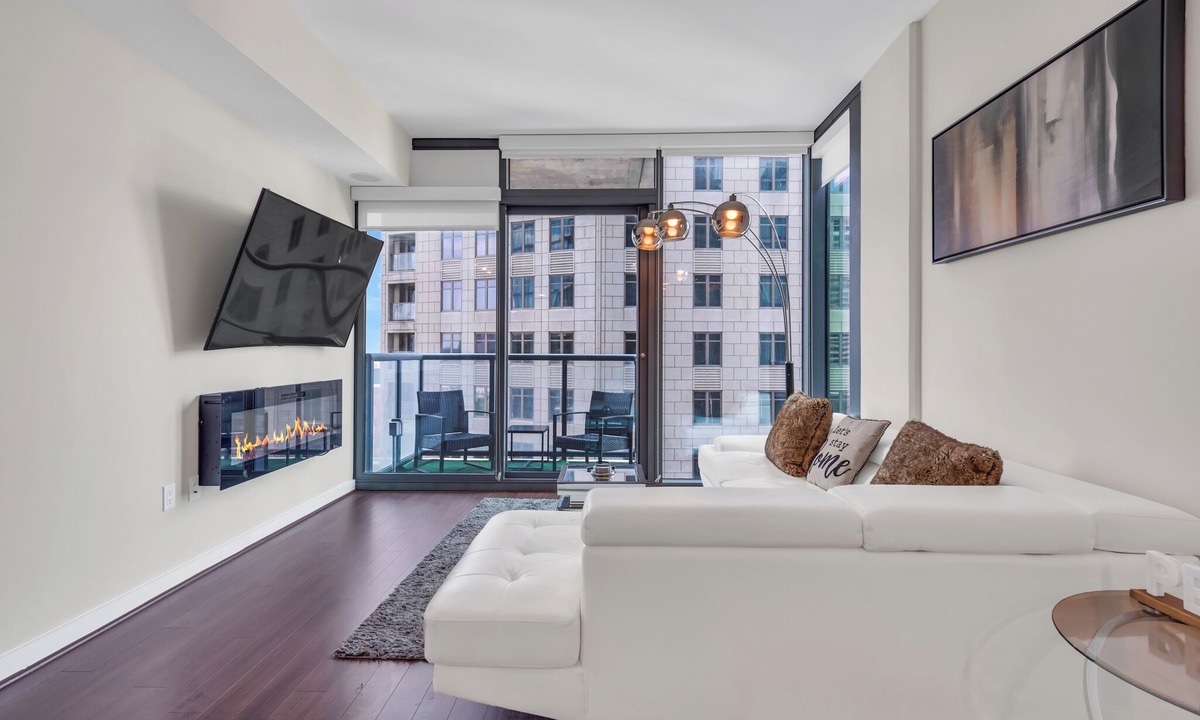 North Buckhead Apartment | Cozy 2-bedroom apartment in awesome Atlanta with fitness room, WiFi