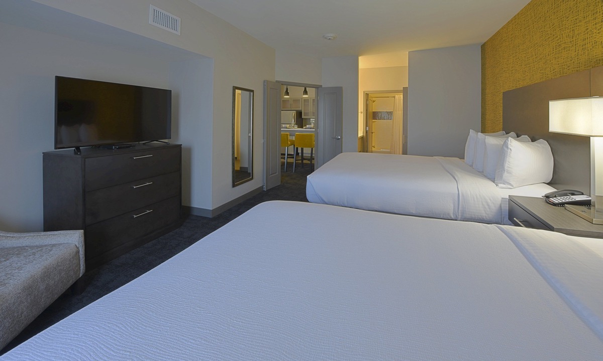 Little Rock Medical District Condo | Free Breakfast. Gym. Business Center. Near Medical Center.