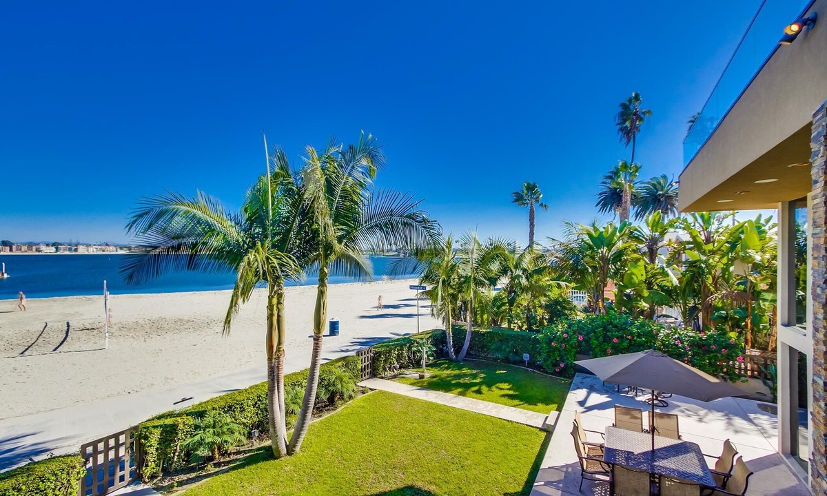 Mission Beach Condo | Villa on the Bay | 2BR Bayfront in Mission Beach