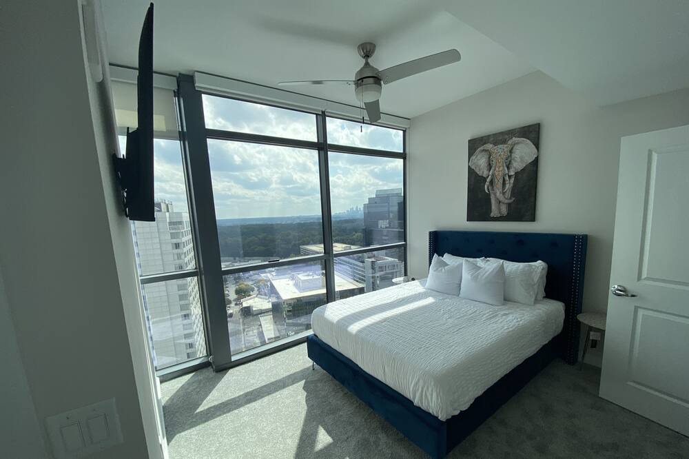 Photo of Bedroom in Lenox