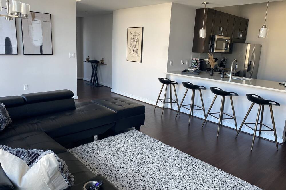 Photo of Livingroom in Lenox