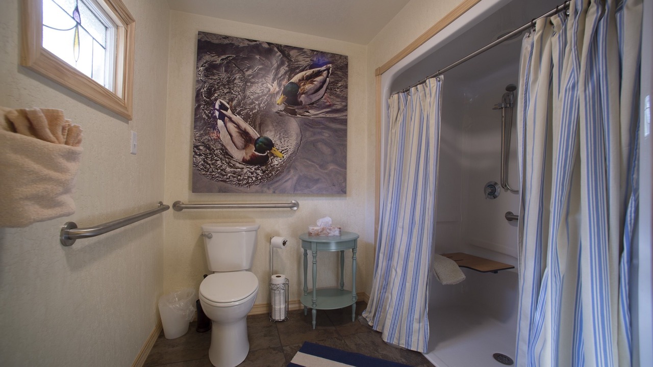 Photo of Bathroom in Mount Ida