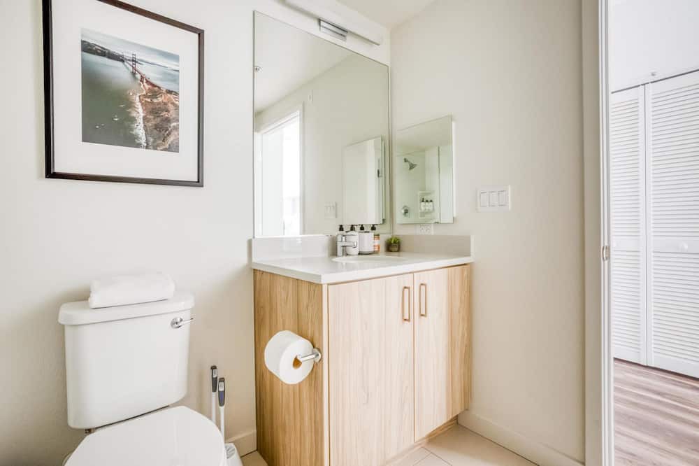 Photo of Bathroom in Pill Hill