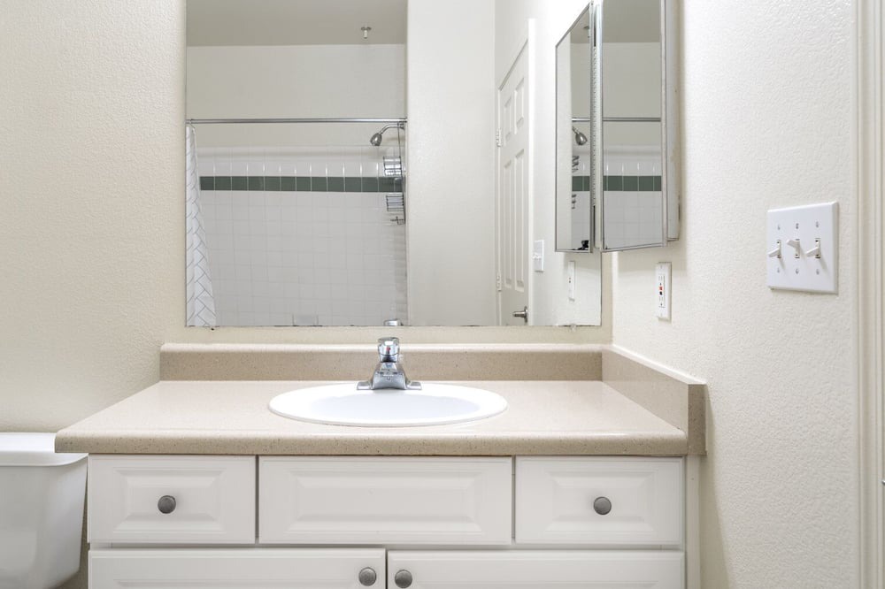 Photo of Bedroom in Central District