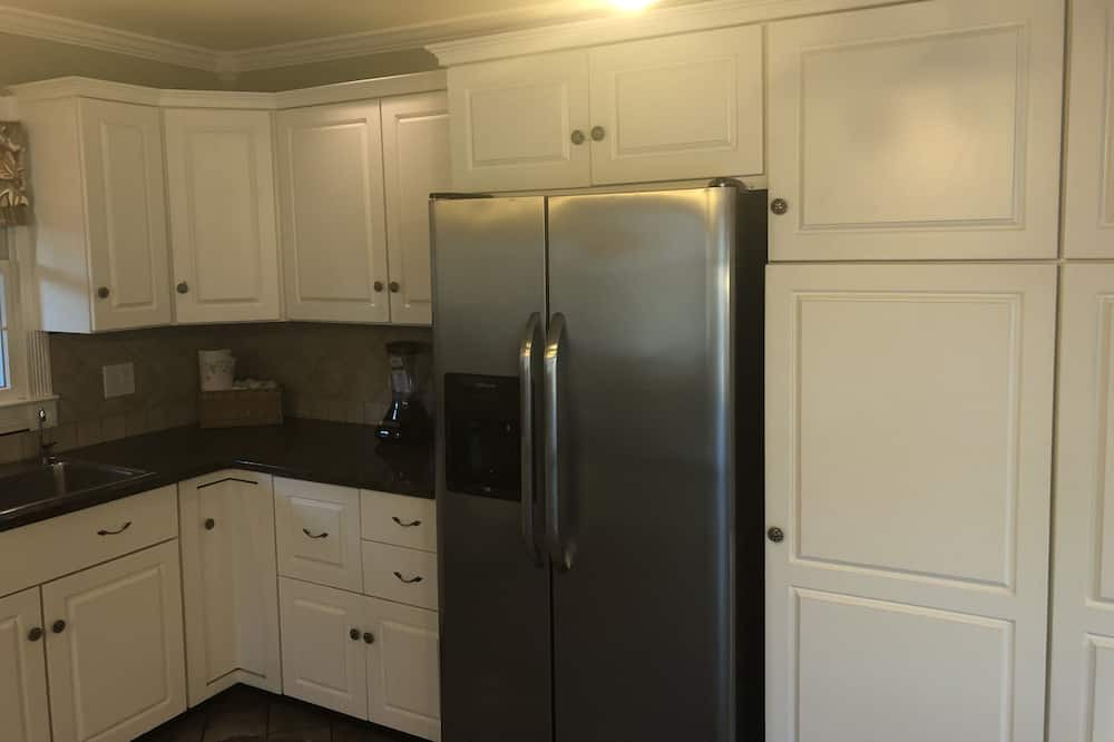 Photo of Kitchen in Fort Edward