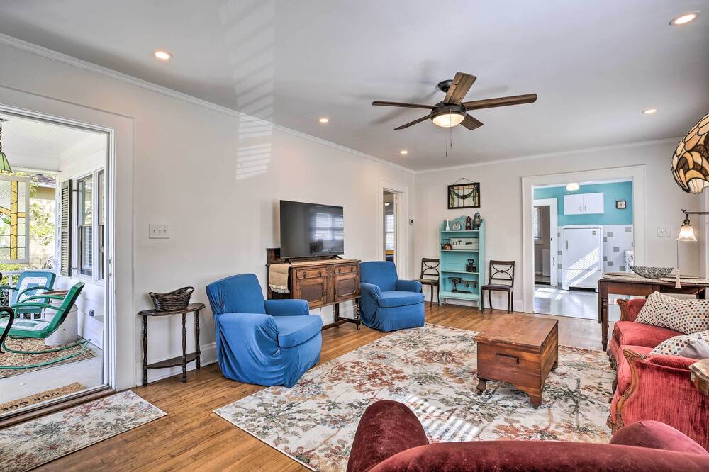 Photo of Bedroom in Westside