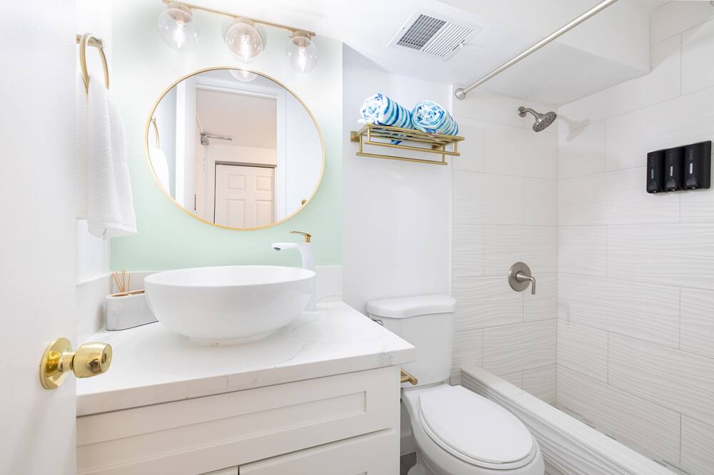 Photo of Bathroom in Honolulu