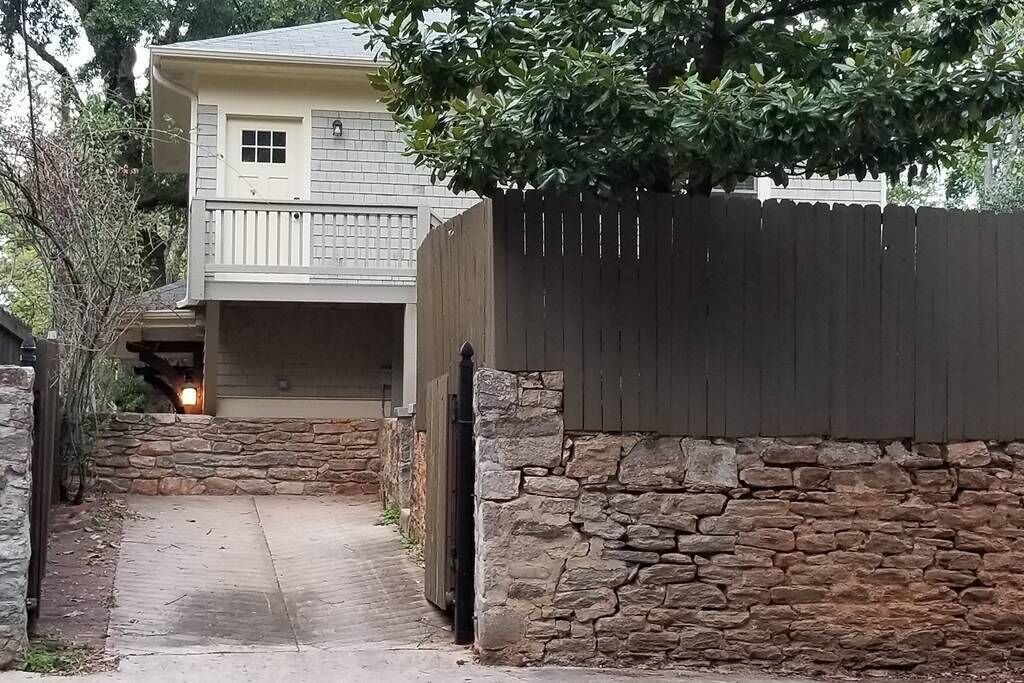 Photo of Outdoor in Midtown
