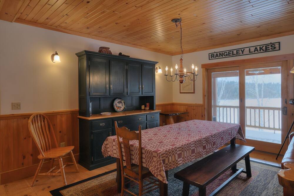 Photo of Livingroom in Rangeley
