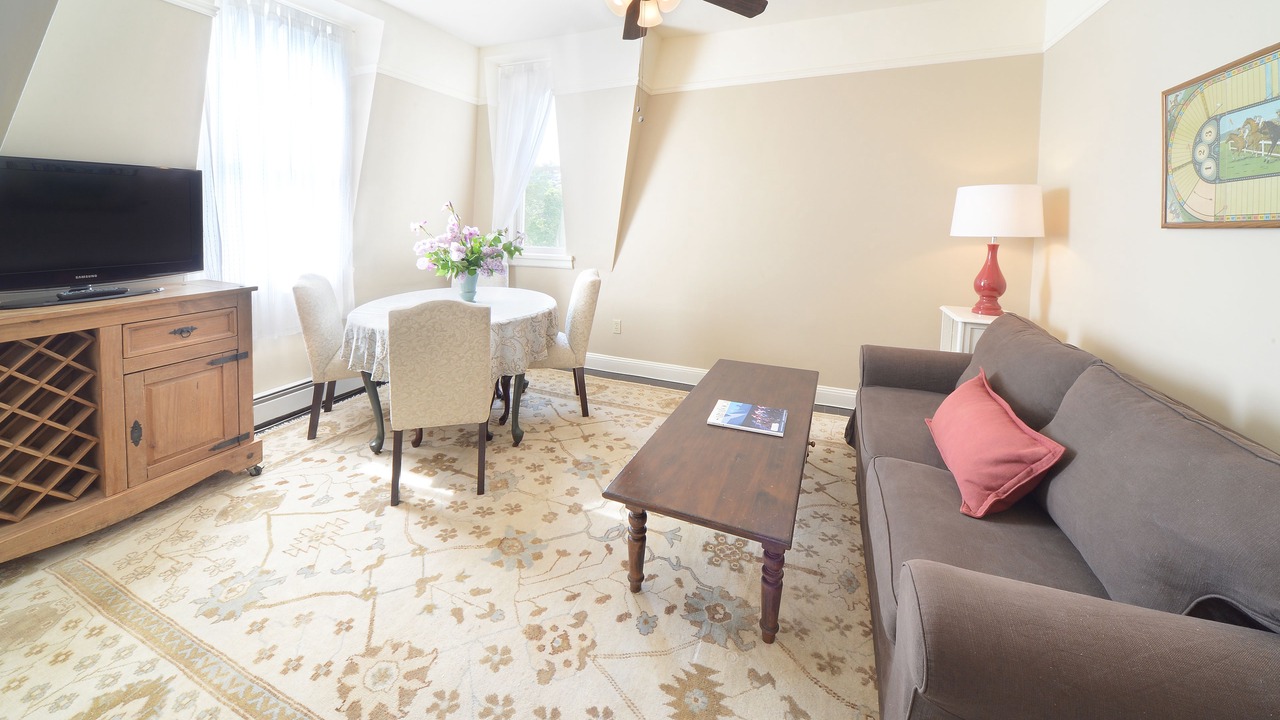 Photo of Bedroom in Saratoga Springs