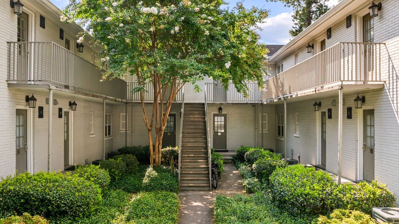 Photo of Outdoor in Brookwood