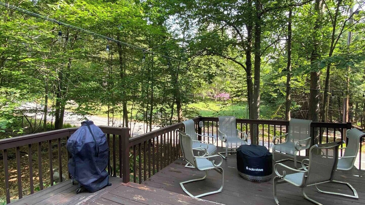 Photo of Outdoor in Smallwood
